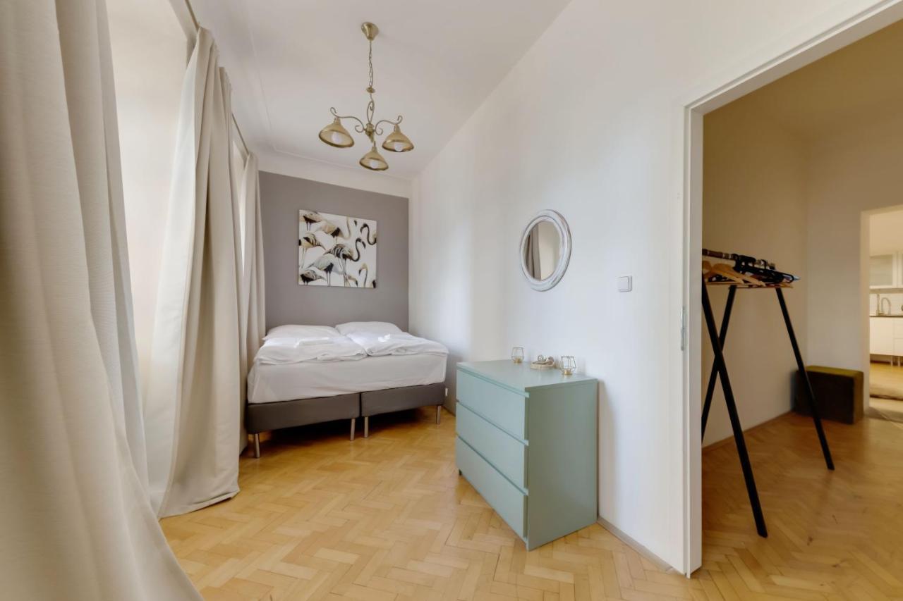 Curiosity Apartments Prague Exterior photo