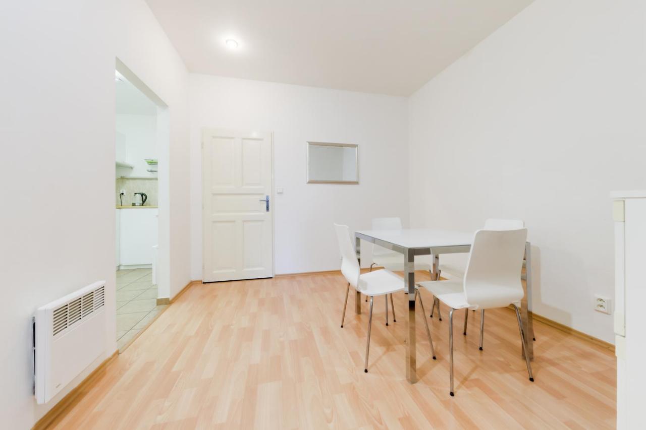 Curiosity Apartments Prague Exterior photo